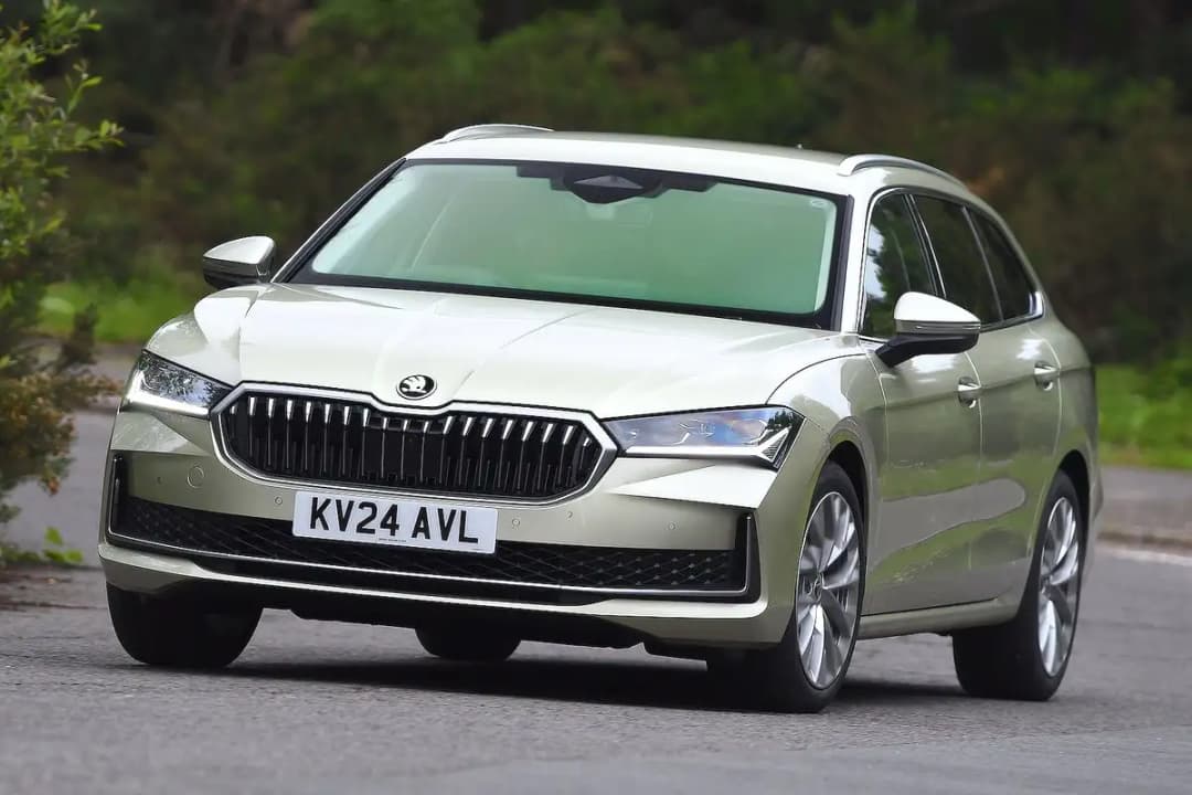 Discover the Skoda Superb Estate: Prices, Specs, and Features